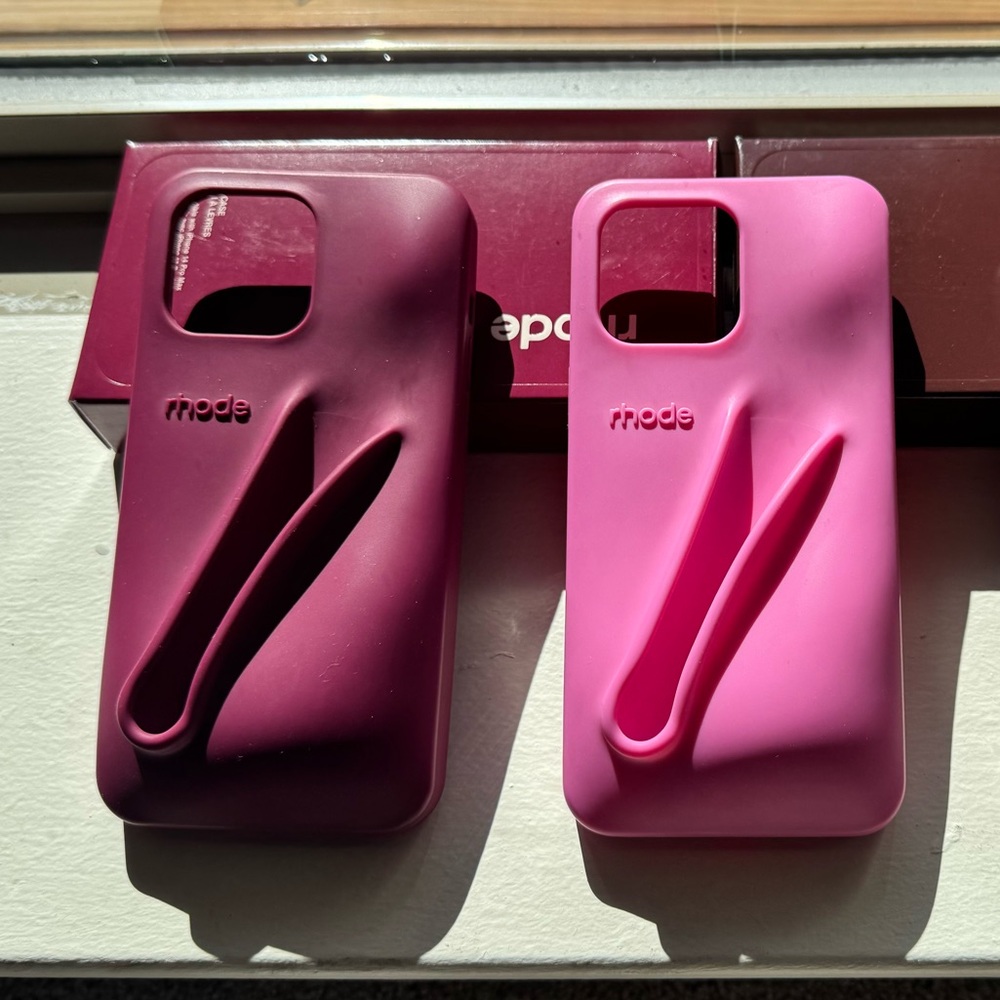 Rhode Lip Case for iPhone 14 Pro Max — Summer Pink, Raspberry Jelly